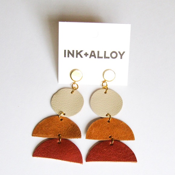 NEW🌟 Boho Genuine Leather earrings - Picture 2 of 2